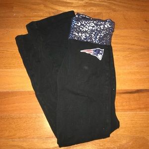 PINK! Patriots yoga pants